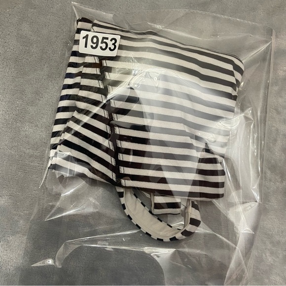 Lululemon Amala Tank Top Narrow Bold Stripe Black Angel Wing 21953 - Picture 11 of 11